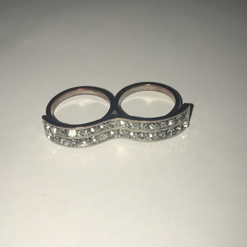 • 2 FINGER RING •